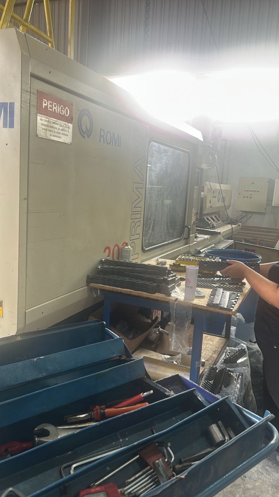 Injetora Romi 200 ton Primax